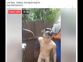 18 Cm live trưa tắm tìm khách
